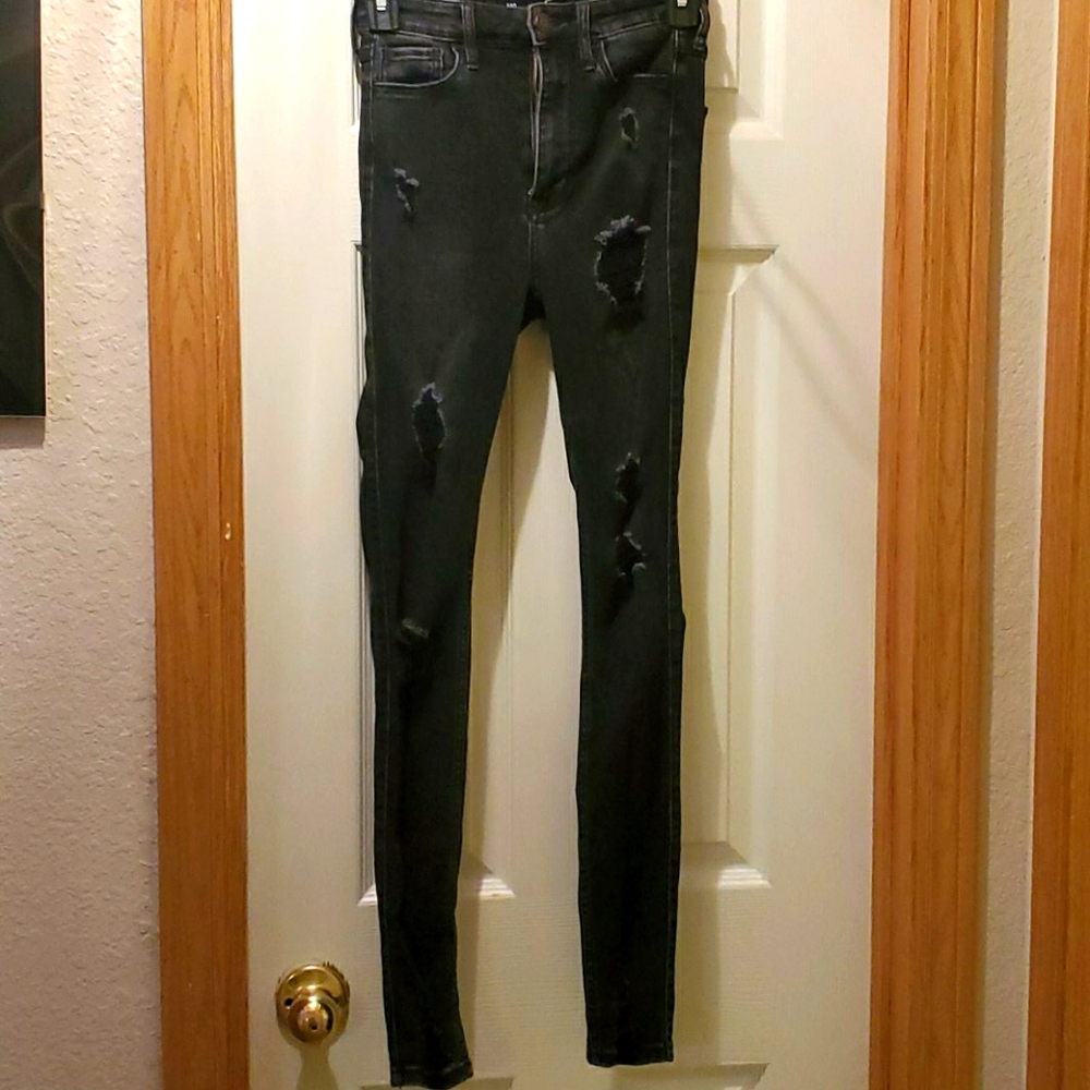 black Hollister ripped jeans